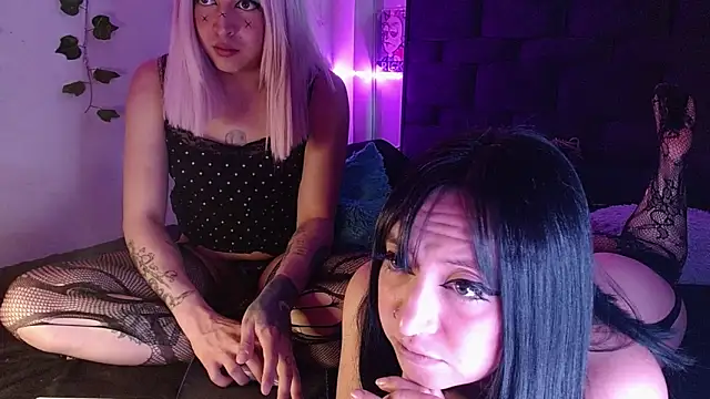 the lesbian game online show from 03/04/25, 06:37