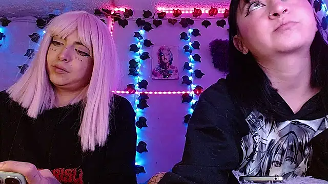 the lesbian game online show from 01/30/25, 06:56