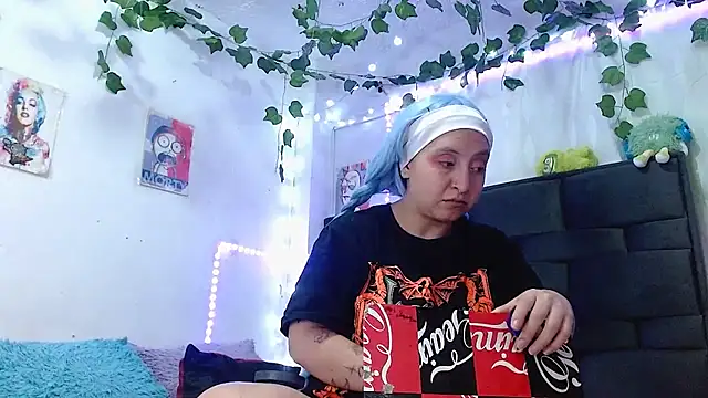 the lesbian game online show from 04/07/26, 06:21