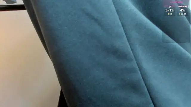 lizzy davis 1 online show from 11/16/25, 04:06