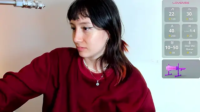 lizzy davis 1 online show from 11/12/25, 04:16