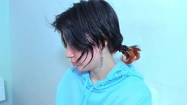 lizzy davis 1 online show from 03/08/26, 03:43