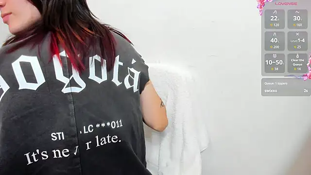 lizzy davis 1 online show from 10/03/25, 04:03