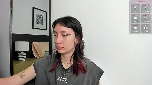 lizzy davis 1 online show from 11/22/25, 04:00