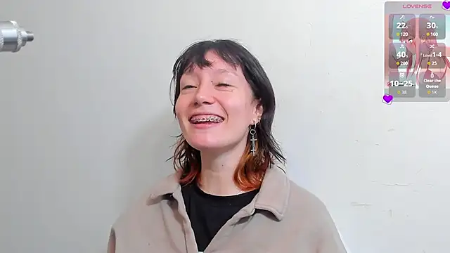 lizzy davis 1 online show from 02/23/26, 03:52