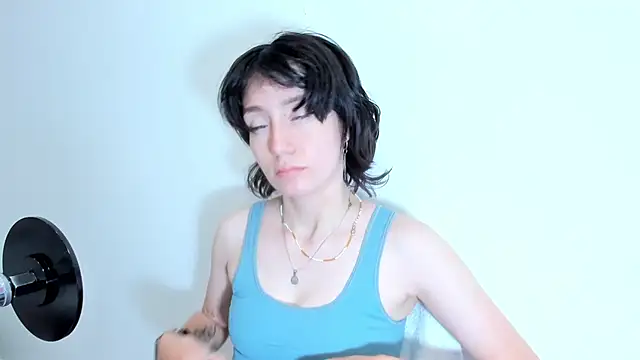 lizzy davis 1 online show from 12/18/25, 03:55