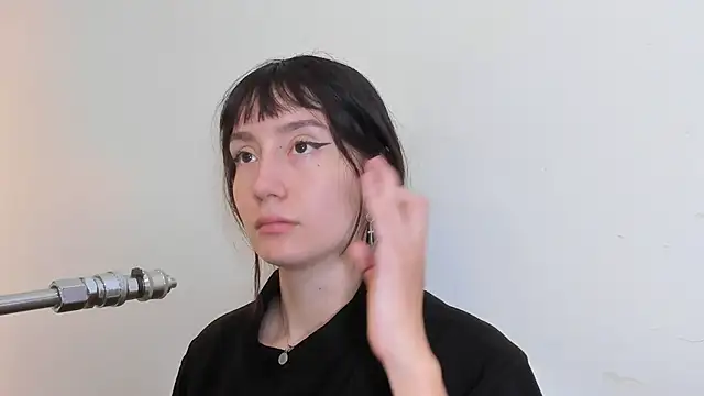 lizzy davis 1 online show from 09/17/25, 03:52