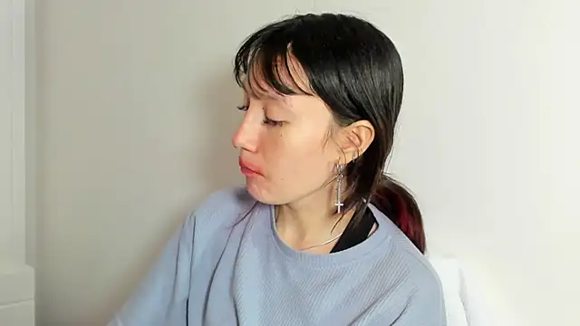 lizzy davis 1 online show from 11/05/25, 12:19