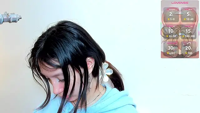 lizzy davis 1 online show from 11/09/25, 04:05