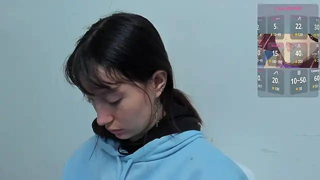 lizzy davis 1 online show from 09/12/25, 04:01