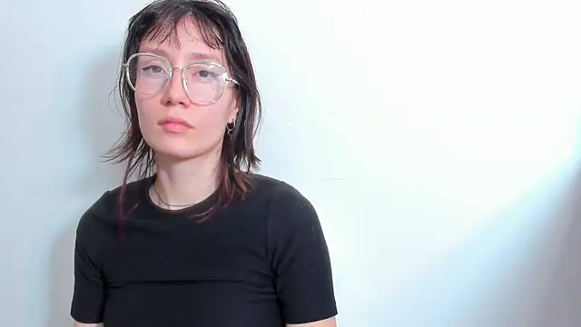 lizzy davis 1 online show from 10/11/25, 04:13