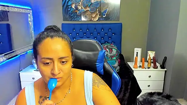 Snapshot of NikolPervertUnlimit chatting on 12/02/25, 02:01 NikolPervertUnlimit online show from 12/02/25, 02:01