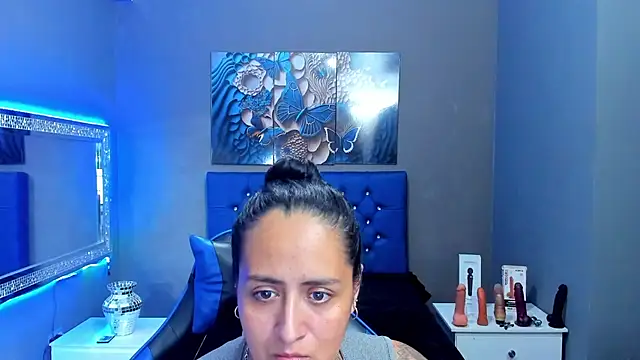 Snapshot of NikolPervertUnlimit chatting on 11/27/25, 01:06 NikolPervertUnlimit online show from 11/27/25, 01:06