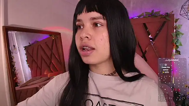 Haelycute online show from 09/28/25, 12:01