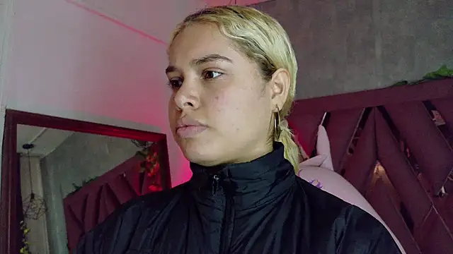 Haelycute online show from 02/20/26, 11:45