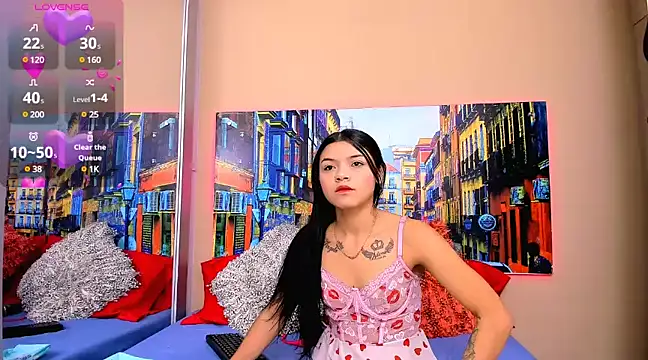 Snapshot of CristalLoren chatting on 02/11/25, 12:36 CristalLoren online show from 02/11/25, 12:36