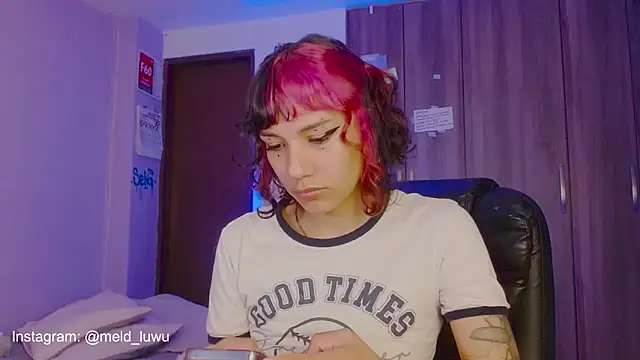 Snapshot of melissahowl chatting on 05/08/26, 10:35 melissahowl online show from 05/08/26, 10:35