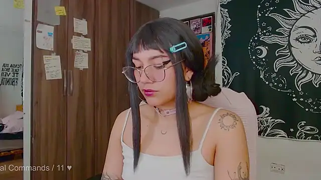 melissahowl online show from 10/20/25, 11:38