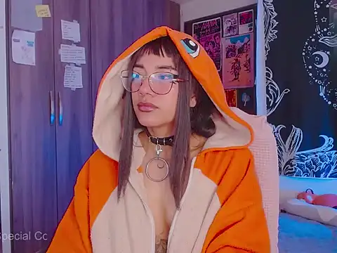 melissahowl online show from 10/31/25, 01:19