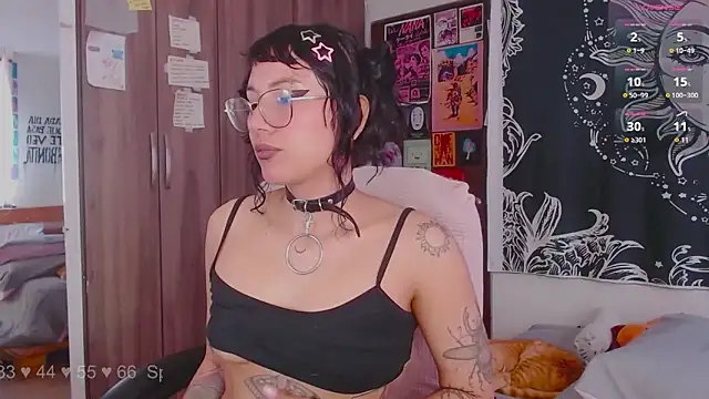 melissahowl online show from 10/30/25, 04:26