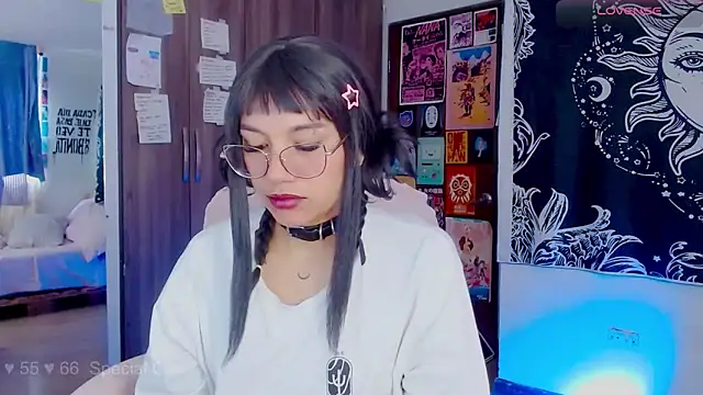 Snapshot of melissahowl chatting on 09/24/25, 02:23 melissahowl online show from 09/24/25, 02:23