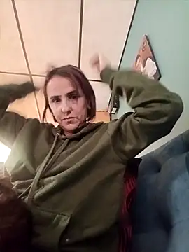 IsisBlake online show from 11/04/25, 05:50