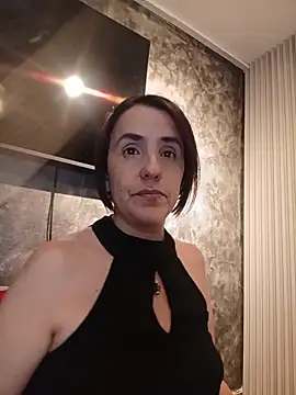 Snapshot of IsisBlake chatting on 02/25/26, 01:00 IsisBlake online show from 02/25/26, 01:00