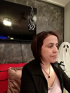 IsisBlake online show from 10/29/25, 01:54