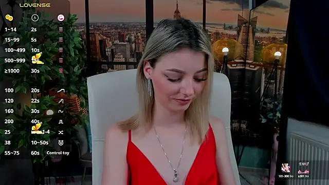 Snapshot of pretty_little_thing chatting on 12/06/24, 02:18 pretty little thing online show from 12/06/24, 02:18