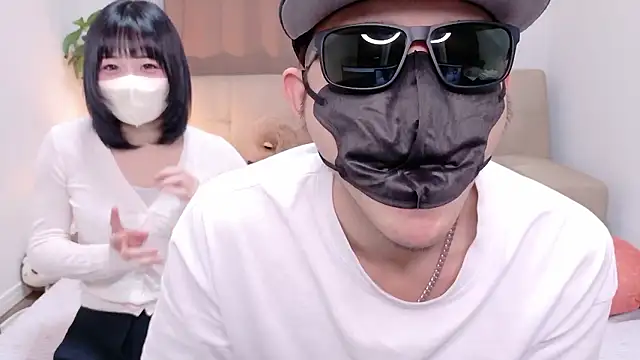 Mia--meow online show from 11/08/25, 04:16