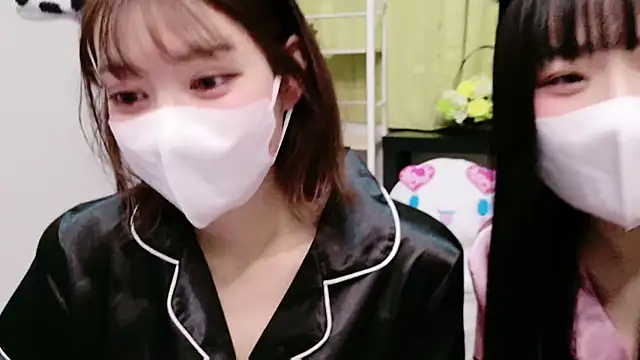 Mia--meow online show from 01/08/25, 10:37