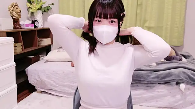 Mia--meow online show from 02/07/25, 12:28