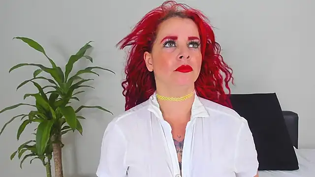 HannaBrave online show from 12/18/25, 07:29