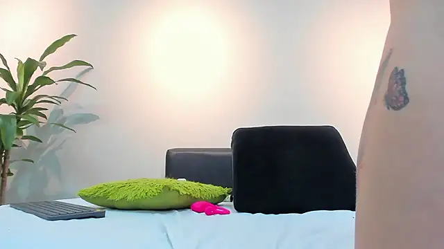 HannaBrave online show from 01/10/26, 07:09