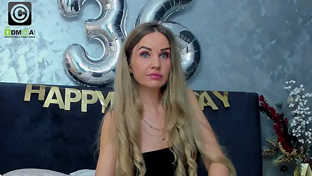 Snapshot of 3lla_Rose chatting on 09/24/25, 06:36 3lla Rose online show from 09/24/25, 06:36