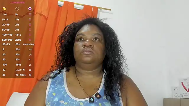 Snapshot of lilybaudyn_ chatting on 07/18/26, 08:12 lilybaudyn online show from 07/18/26, 08:12