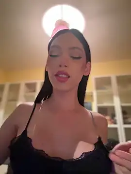 Snapshot of Carlita_cute chatting on 11/21/25, 12:42 Carlita cute online show from 11/21/25, 12:42