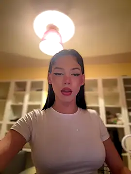 Snapshot of Carlita_cute chatting on 11/11/25, 09:31 Carlita cute online show from 11/11/25, 09:31