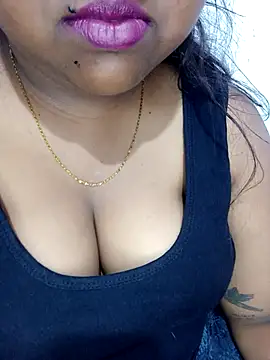 Sexy--queen1 online show from 11/25/25, 01:28