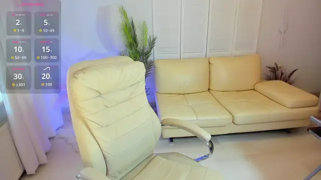 Daniela Kitty  online show from 06/12/26, 08:56