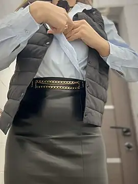 Snapshot of Crazy-Rosa chatting on 01/31/25, 05:53 Crazy-Rosa online show from 01/31/25, 05:53