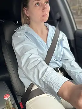 Snapshot of Crazy-Rosa chatting on 02/25/25, 11:10 Crazy-Rosa online show from 02/25/25, 11:10