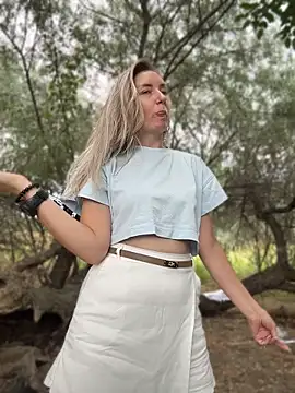 Snapshot of Crazy-Rosa chatting on 07/02/26, 08:20 Crazy-Rosa online show from 07/02/26, 08:20