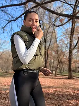 Crazy-Rosa online show from 11/02/25, 08:08