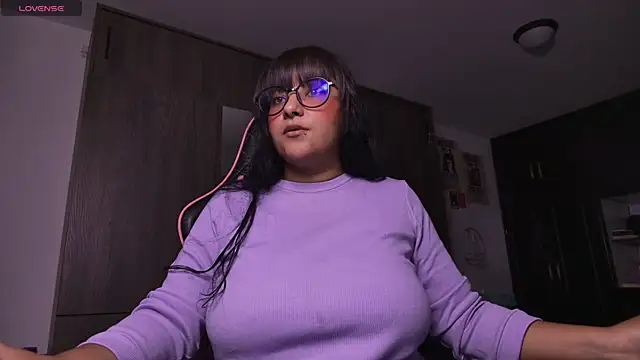 Snapshot of Steph_moon_ chatting on 10/11/25, 08:54 Steph moon  online show from 10/11/25, 08:54