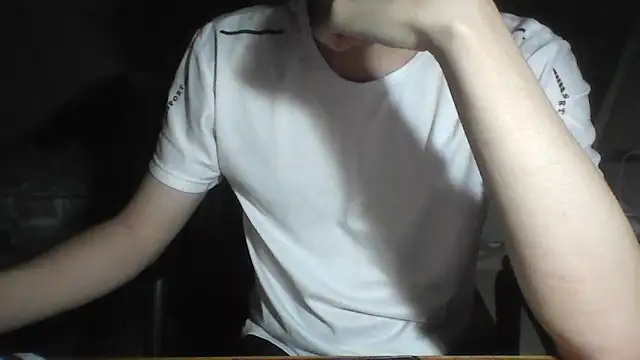 YunheLEE online show from 04/08/26, 02:18