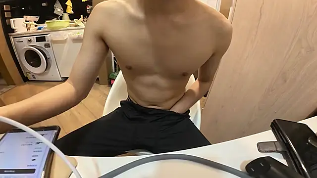 YunheLEE online show from 05/21/26, 01:52