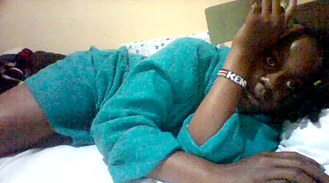 EBONYVANILLA02 online show from 03/21/25, 08:18