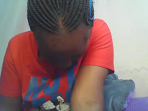 EBONYVANILLA02 online show from 10/26/25, 08:48