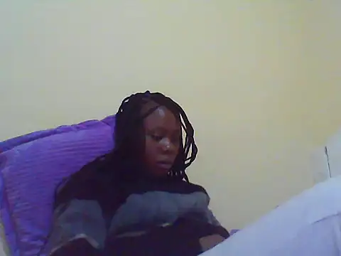 EBONYVANILLA02 online show from 11/18/25, 02:20